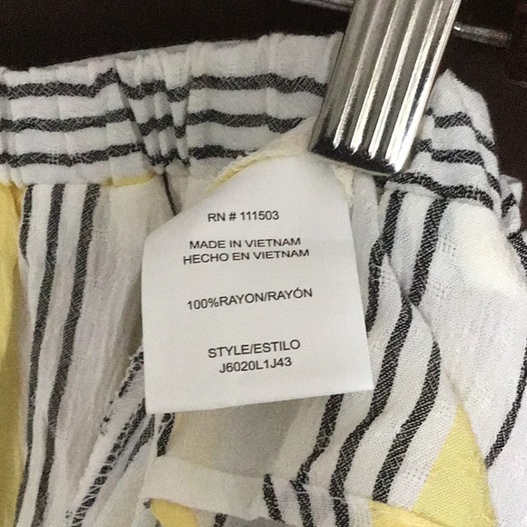 High Low Skirt NWT - Picture 9 of 9